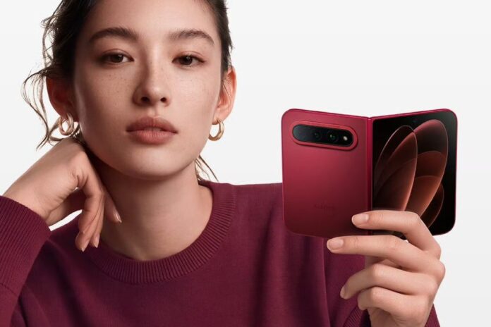 xiaomi-xiaomi-18-fold-fold-cover-a96448-001 Xiaomi 18 Fold compact book-style foldable